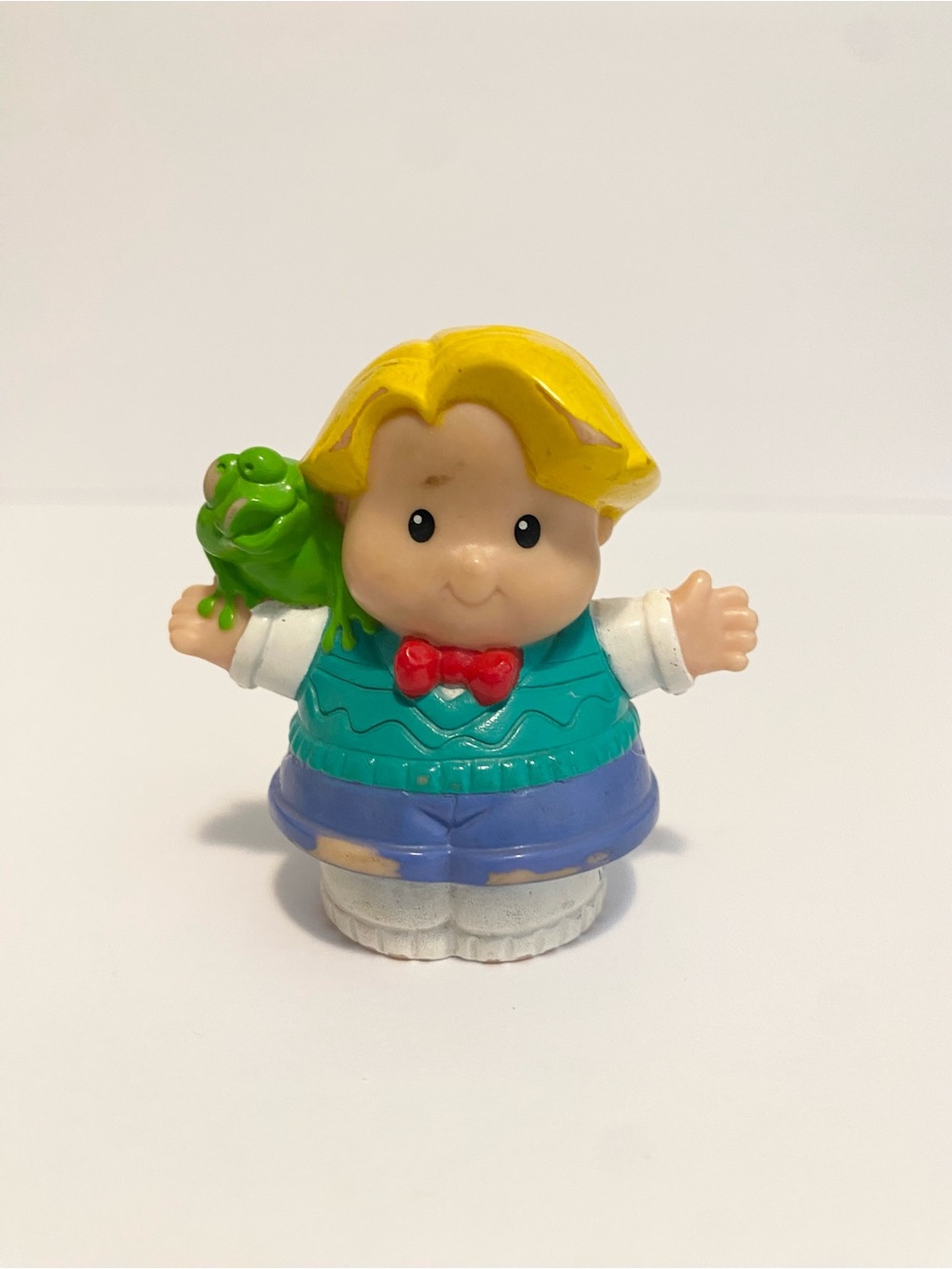 Little People Vintage Eddie w Frog Bowtie Blonde Hair Kid Doll Playset 4/$20 🛑